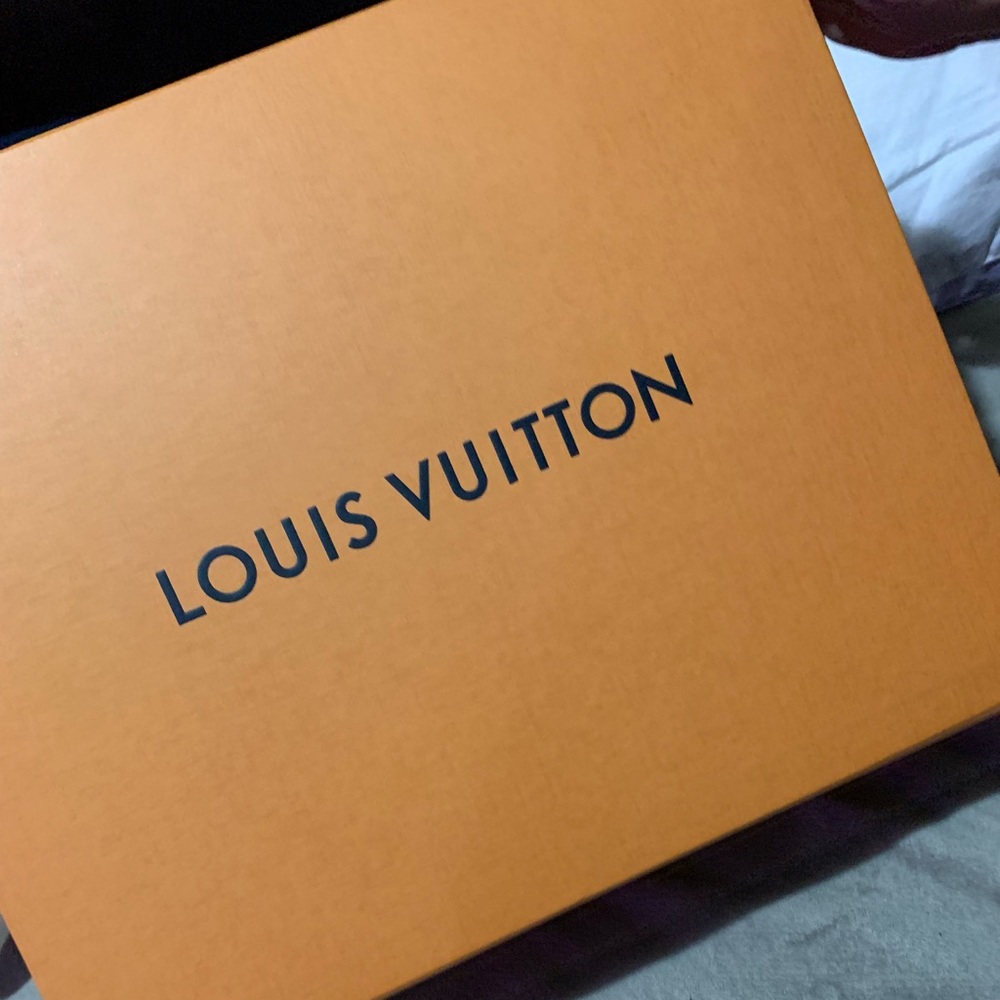 LOUIS VUITTON NEONOE MNG NOIR